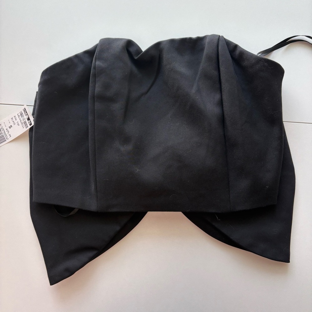 Mable back bow Black Strapless Top small NWT